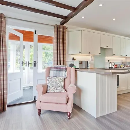 Badgers Cottage, Water, District * Coniston