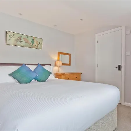 Badgers Cottage, Water, District *