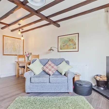 Badger's With Stunning & Mountain Views Holiday home Coniston
