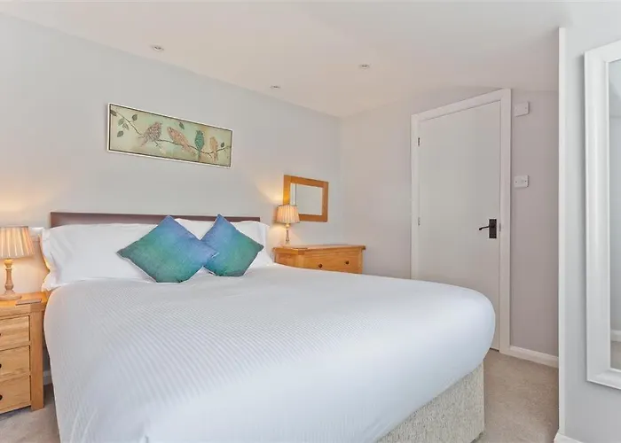 Badgers Cottage, Water, District *